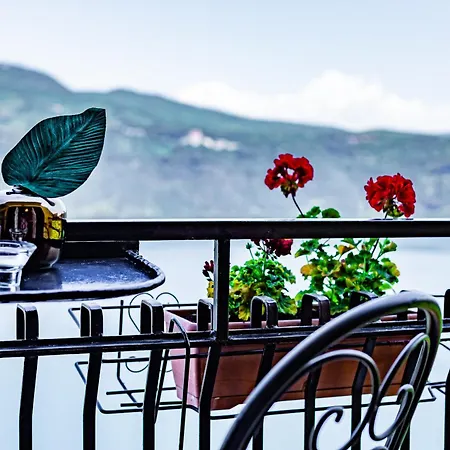 Hotel Castel Gandolfo 4* קסטל גנדולפו