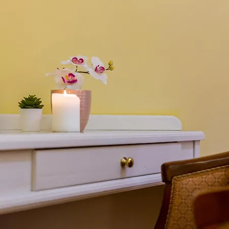 Hotel Castel Gandolfo מלון קסטל גנדולפו